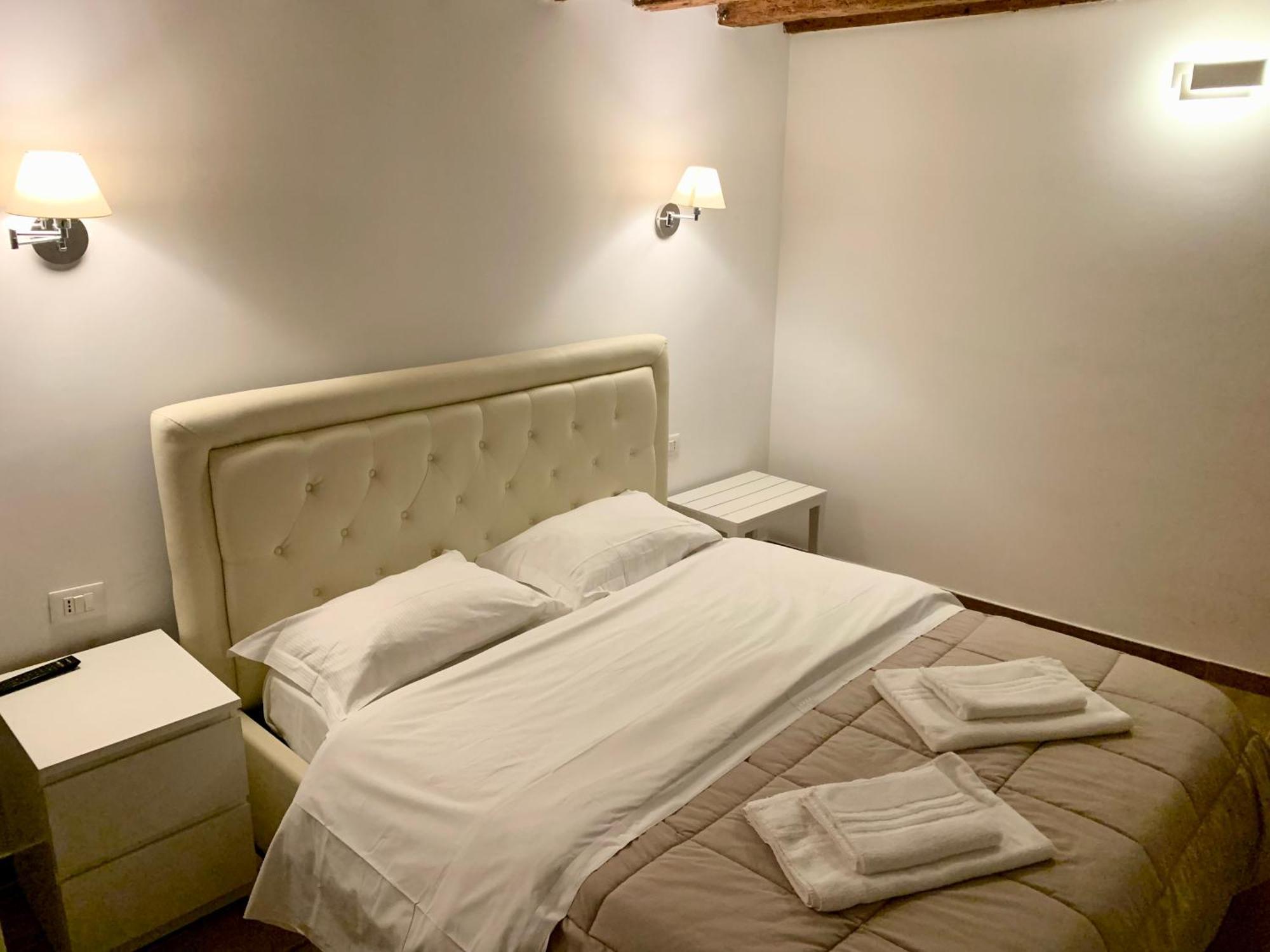 Casa Giardini Apartment เวนิส ภายนอก รูปภาพ