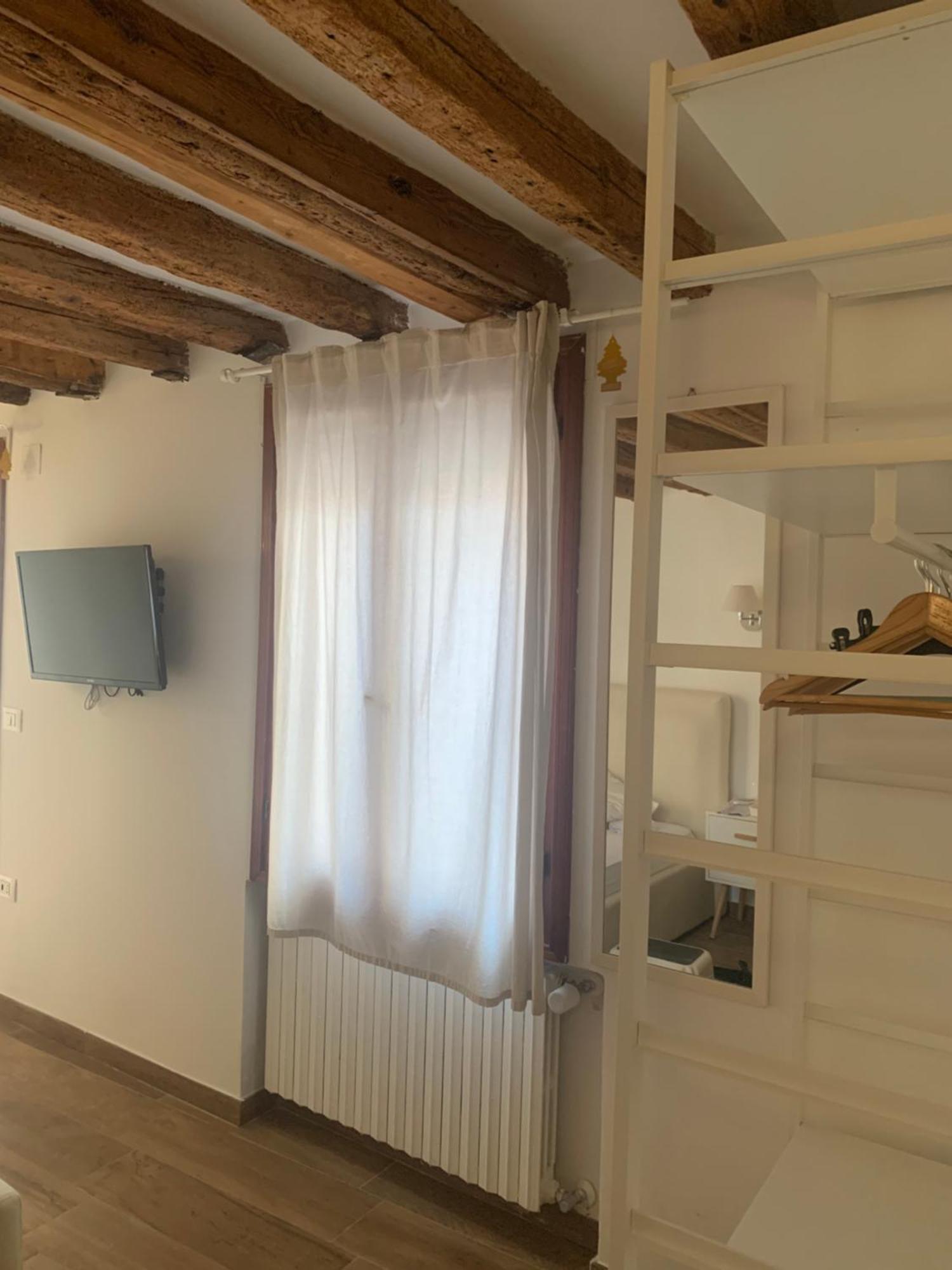 Casa Giardini Apartment เวนิส ภายนอก รูปภาพ